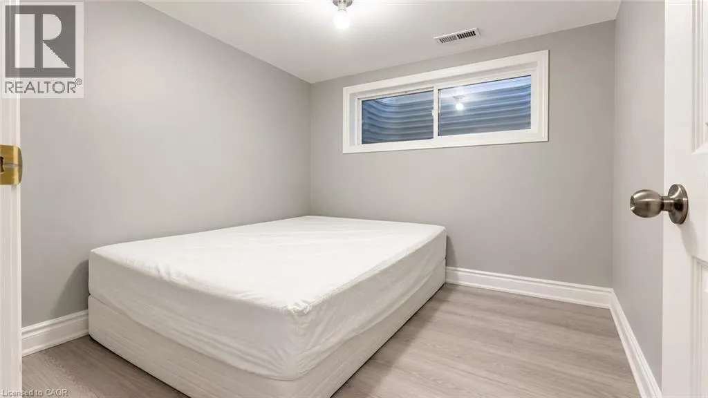3425 LADDIE Crescent Unit# Lower #Lower