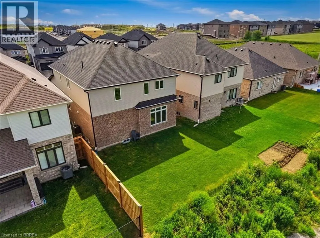 185 SAVANNAH RIDGE Drive