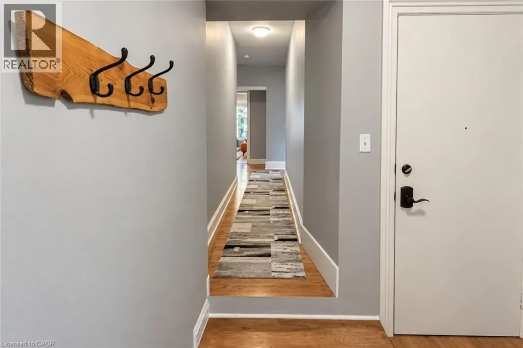 59 BRUCE Street Unit# Upper Apt #3