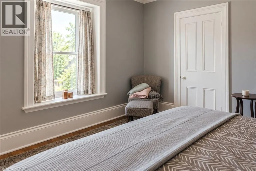 59 BRUCE Street Unit# Upper Apt #3