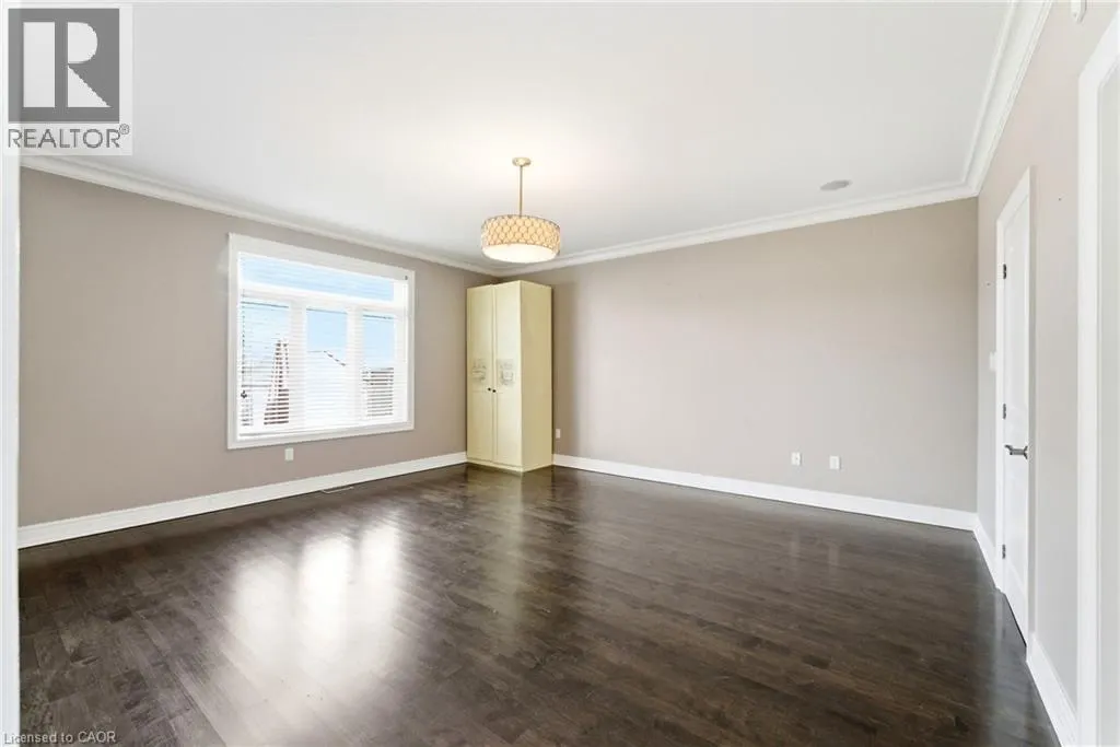 85 HILLCROFT Drive