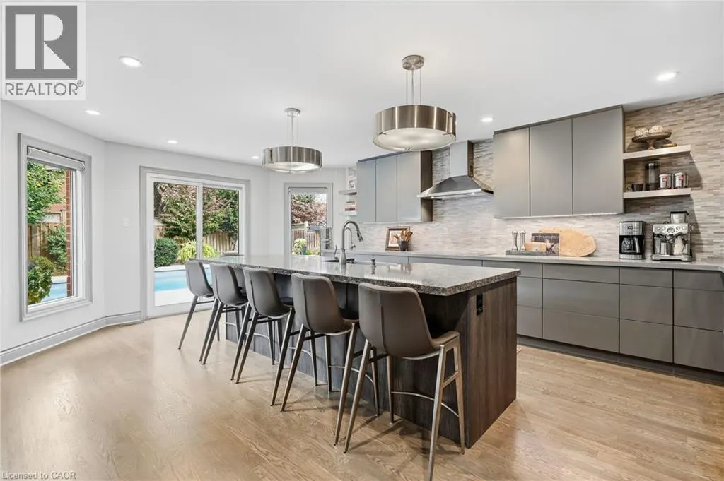 2747 TEAK Crescent