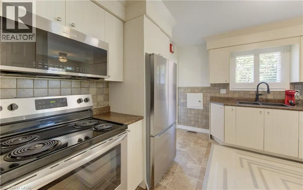 144 HOLBORN Drive