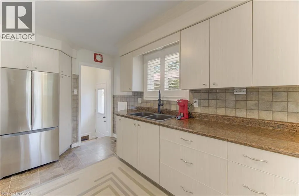 144 HOLBORN Drive