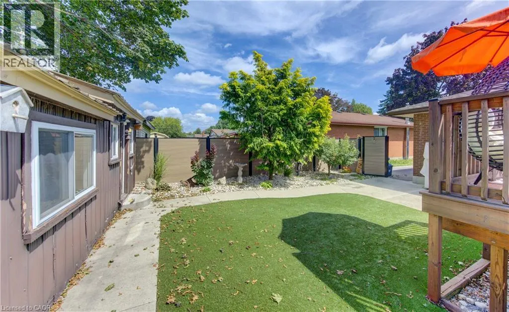 144 HOLBORN Drive