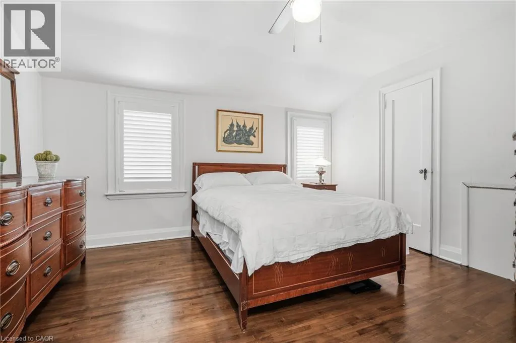 13 ALLAN Avenue