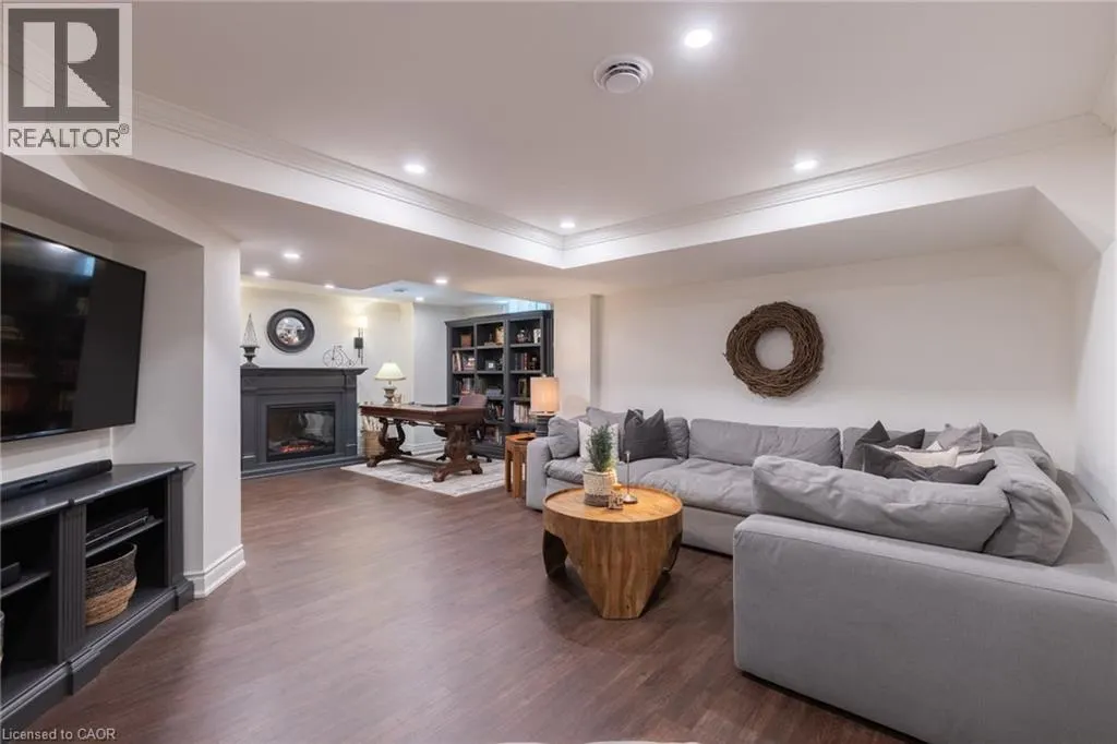 392 ASPEN FOREST Drive