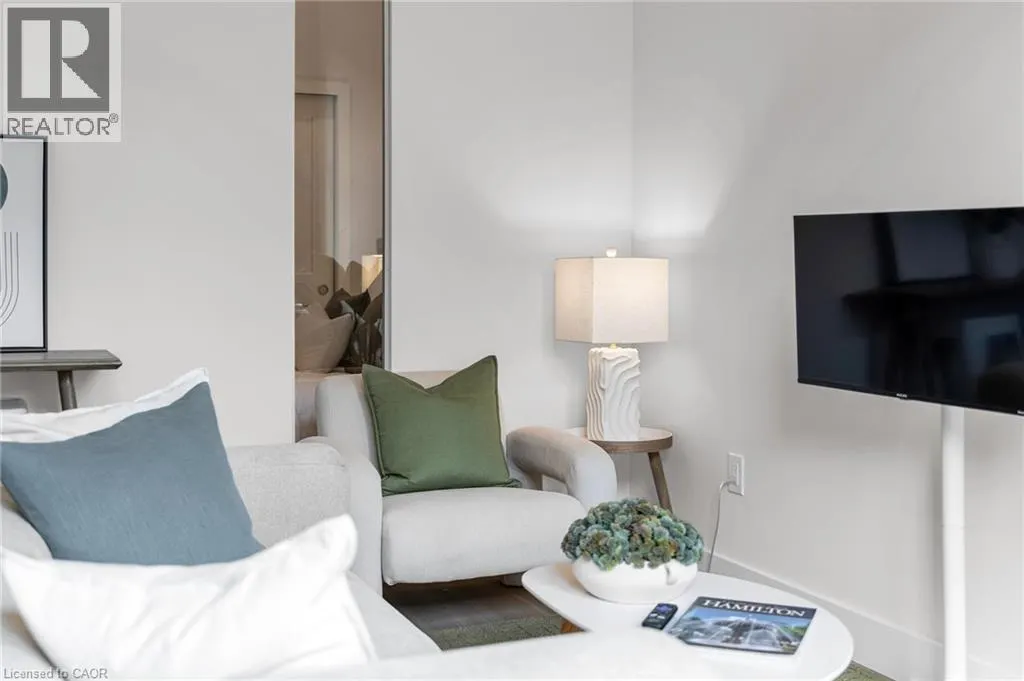56 YORK Boulevard Unit# 304 #304