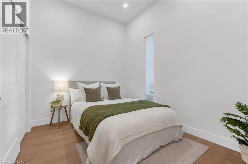 56 YORK Boulevard Unit# 304 #304