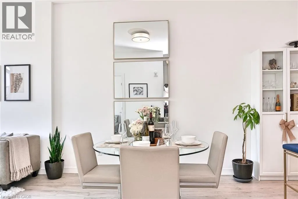 181 KING Street S Unit# 607 #607