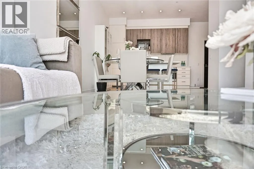 181 KING Street S Unit# 607 #607