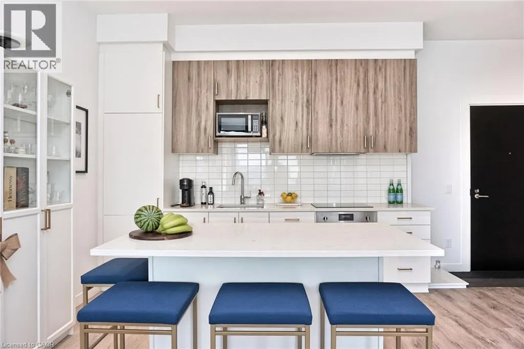 181 KING Street S Unit# 607 #607