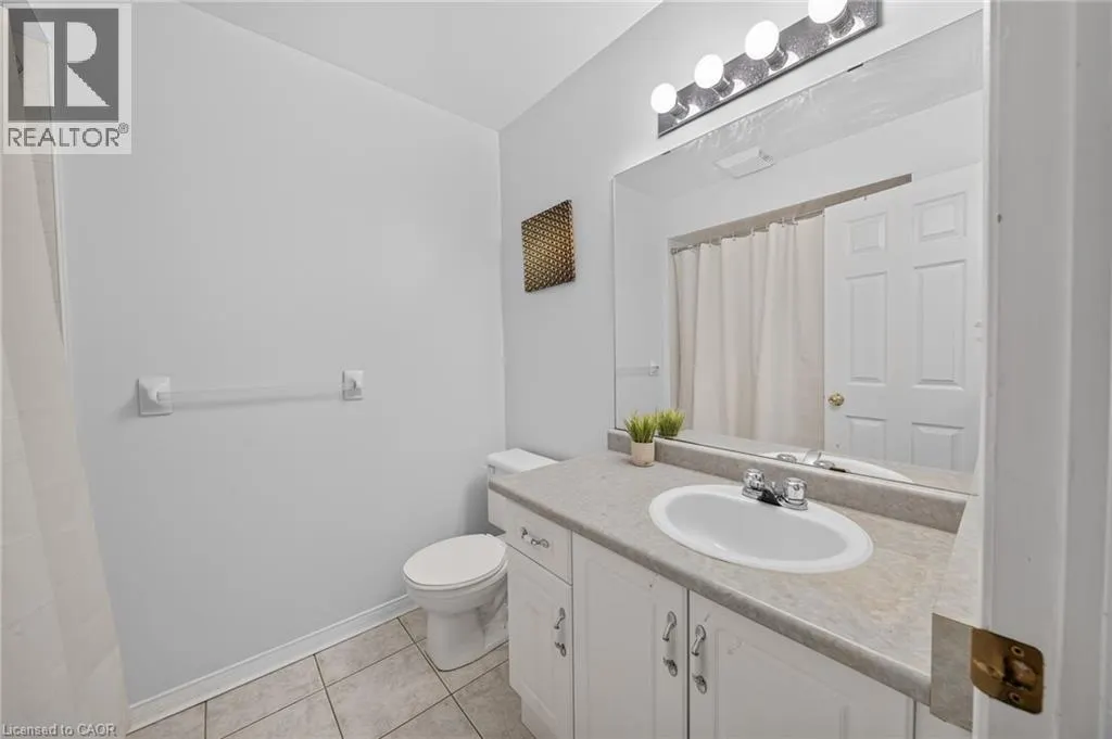 800 PARAMOUNT Drive Unit# 77 #77