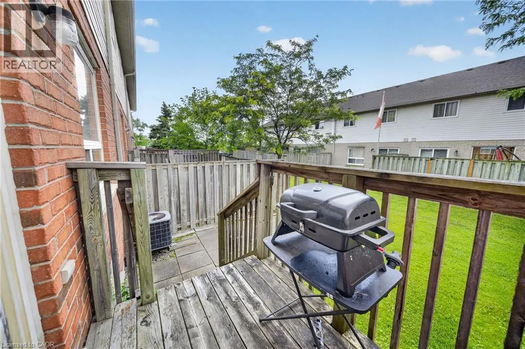 800 PARAMOUNT Drive Unit# 77 #77
