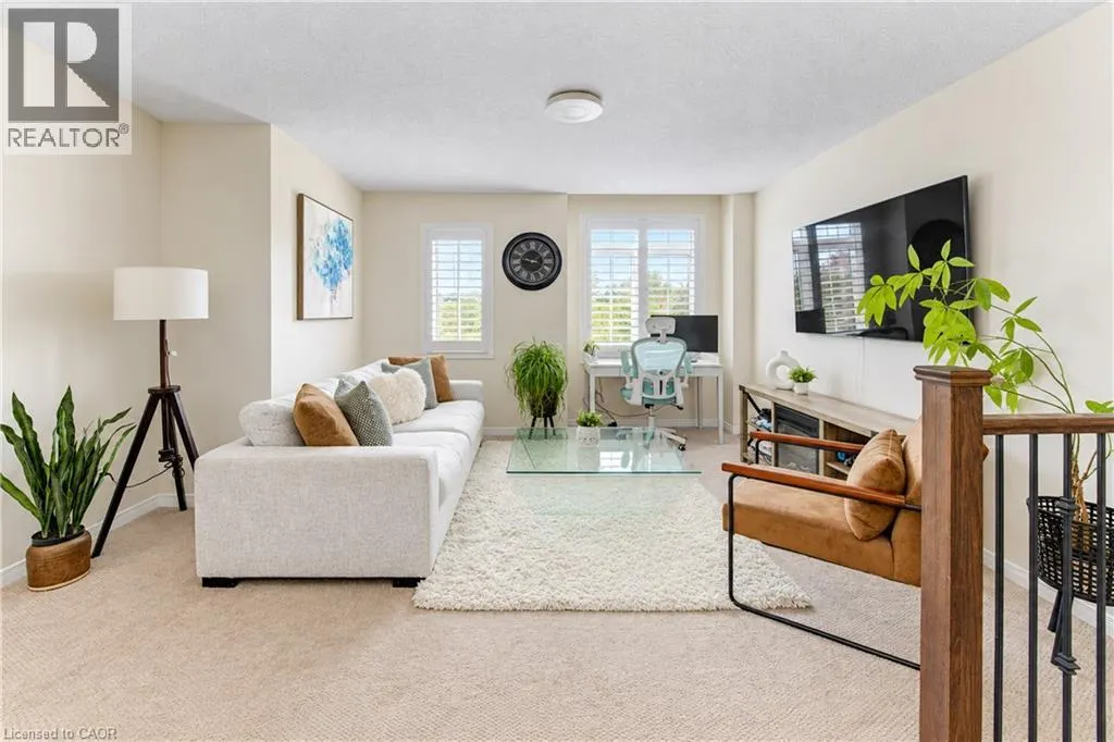 541 BRITTANIA Crescent