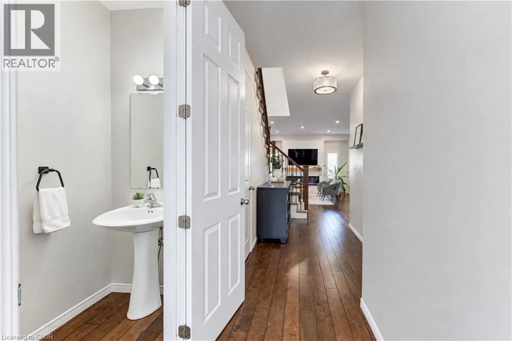 541 BRITTANIA Crescent