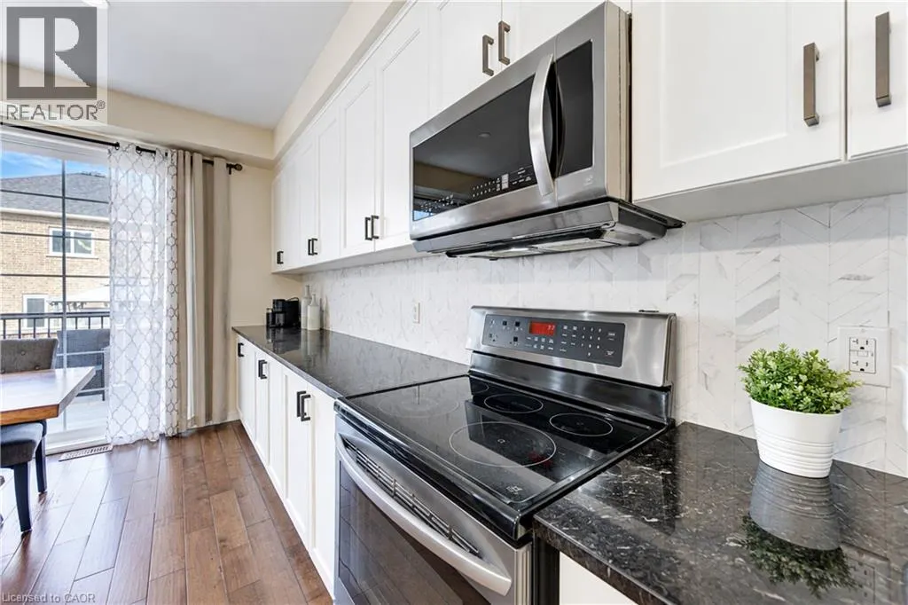 541 BRITTANIA Crescent