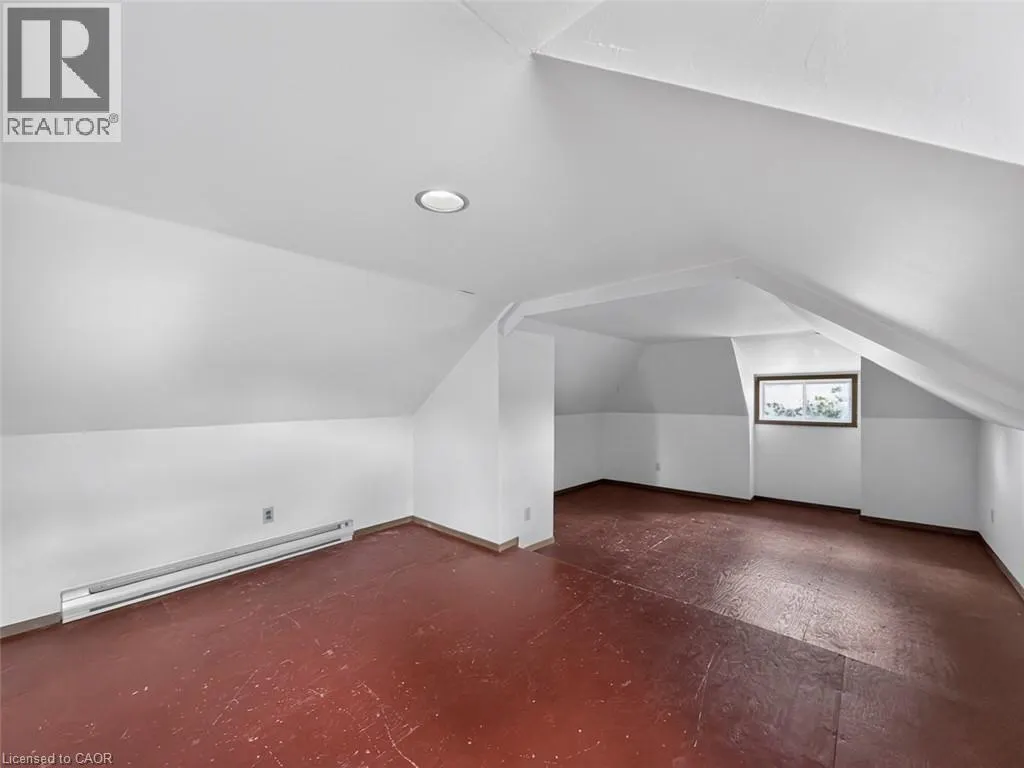 2644 COCKSHUTT Road