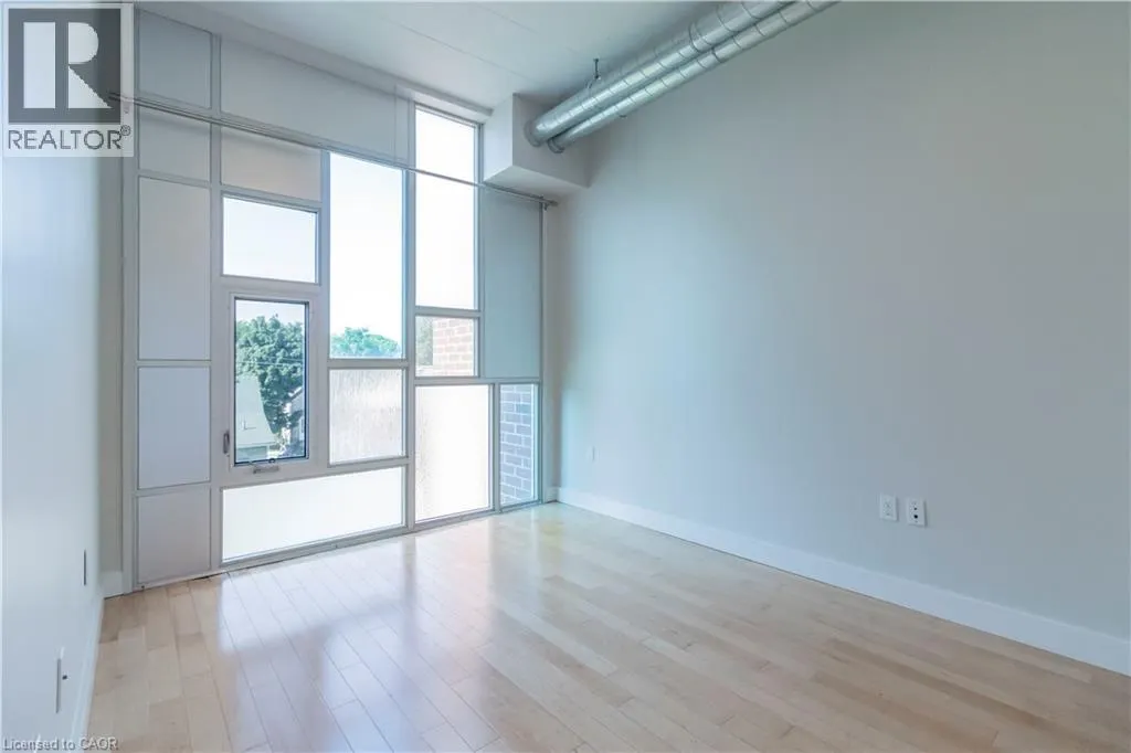 42 BRIDGEPORT Road E Unit# 301 #301