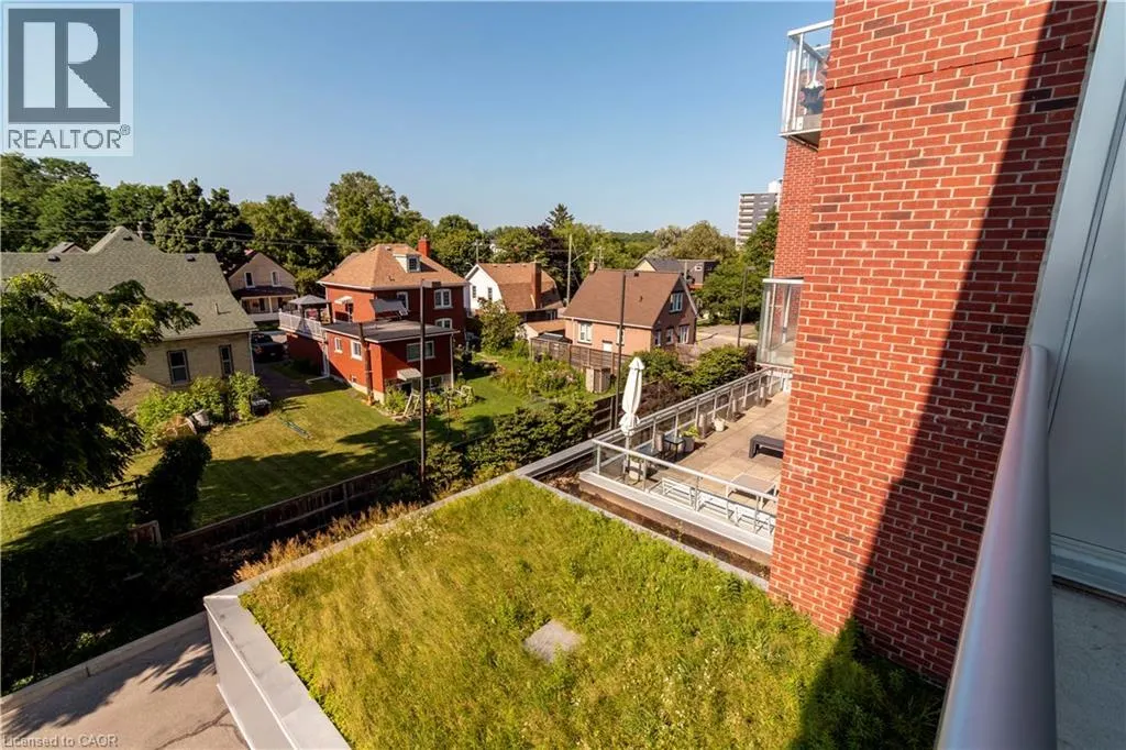 42 BRIDGEPORT Road E Unit# 301 #301