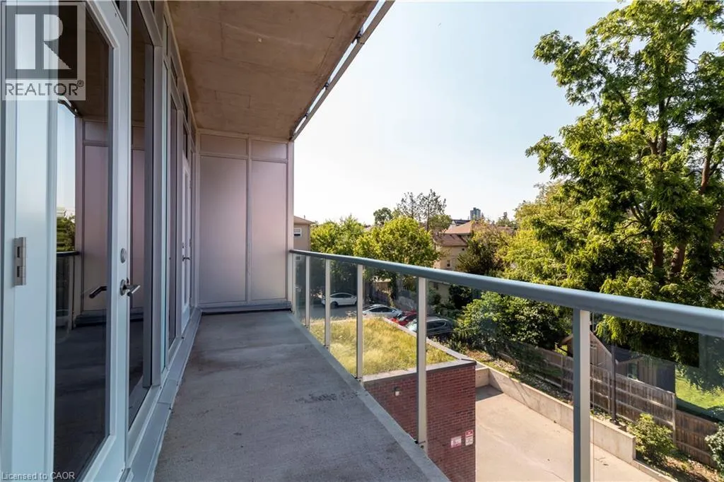42 BRIDGEPORT Road E Unit# 301 #301