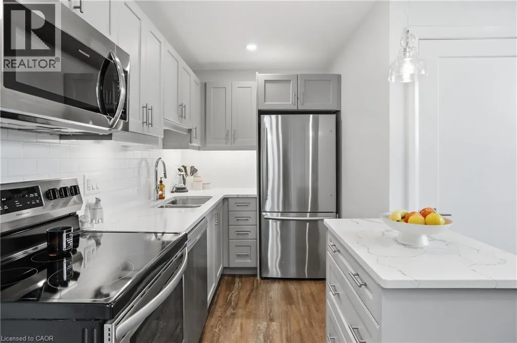 405 MERRITT Street Unit# 8 #8