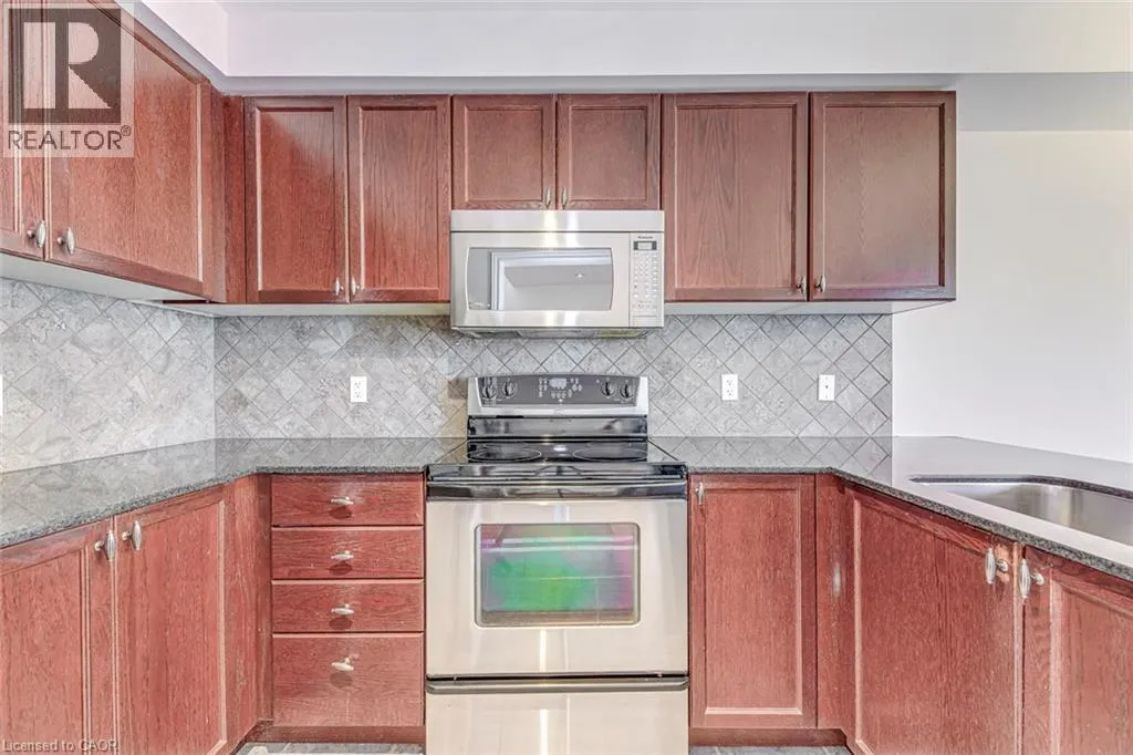 2280 BARONWOOD Drive Unit# 18 #18