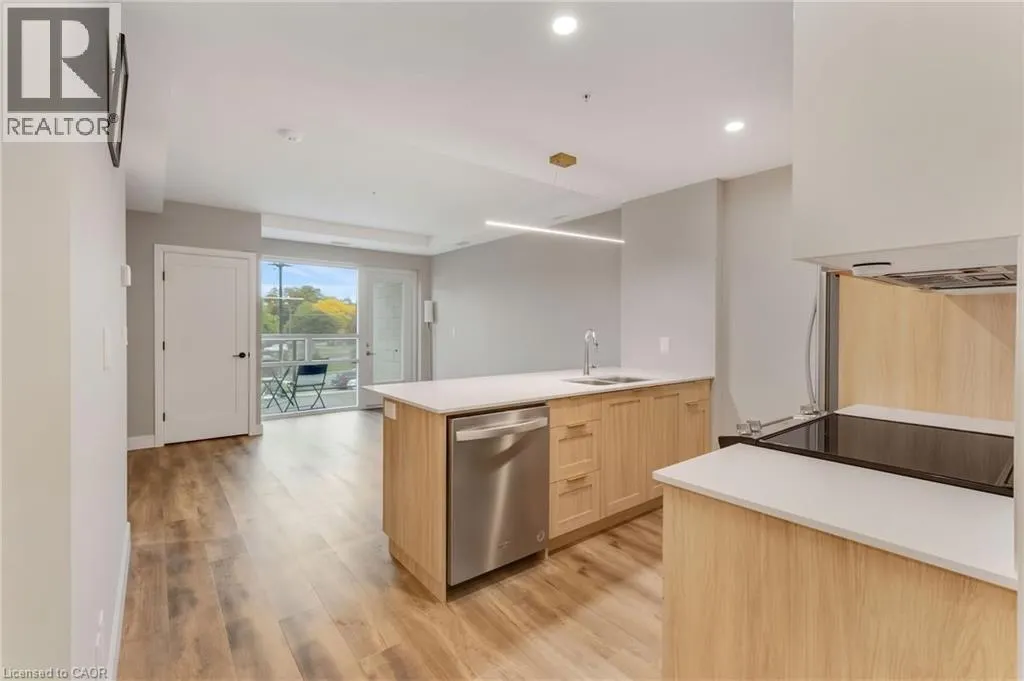 34 NORMAN Street Unit# 213 #213