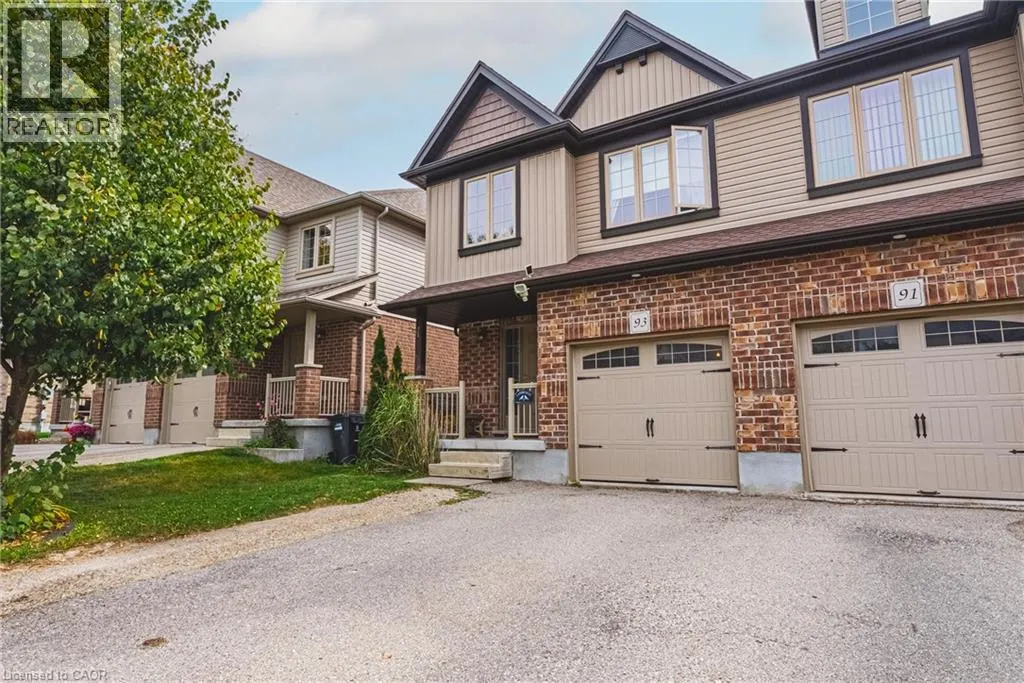 93 COULING Crescent
