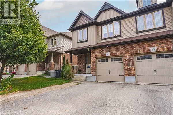93 COULING Crescent