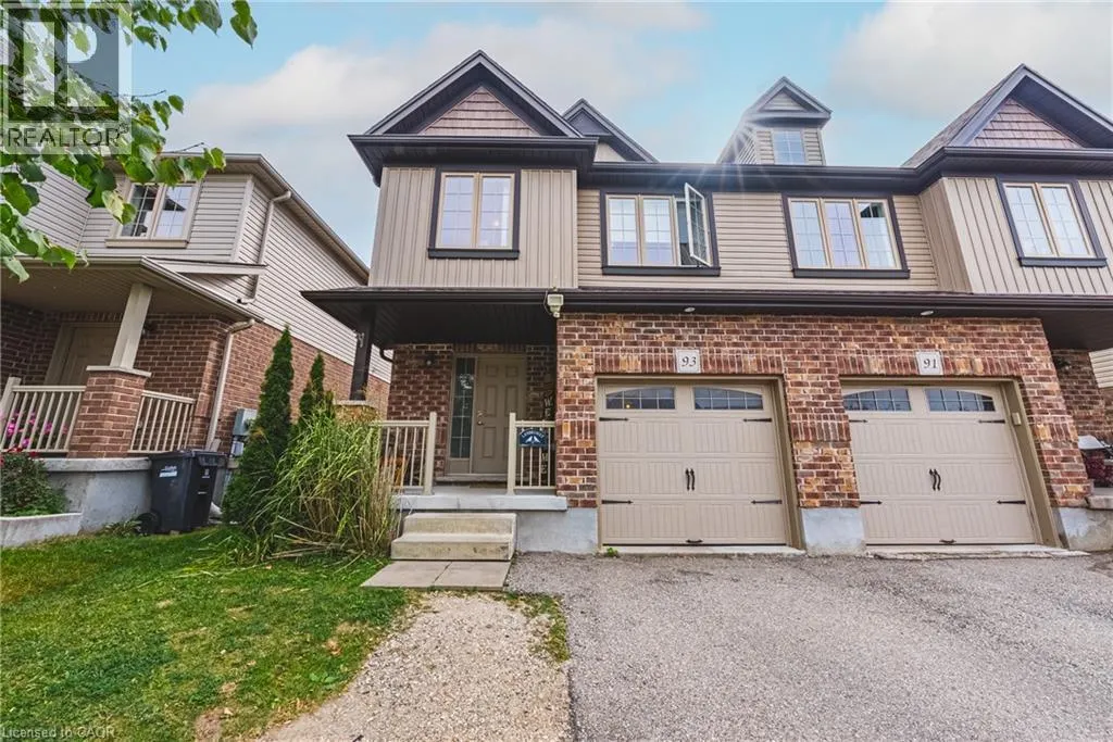 93 COULING Crescent