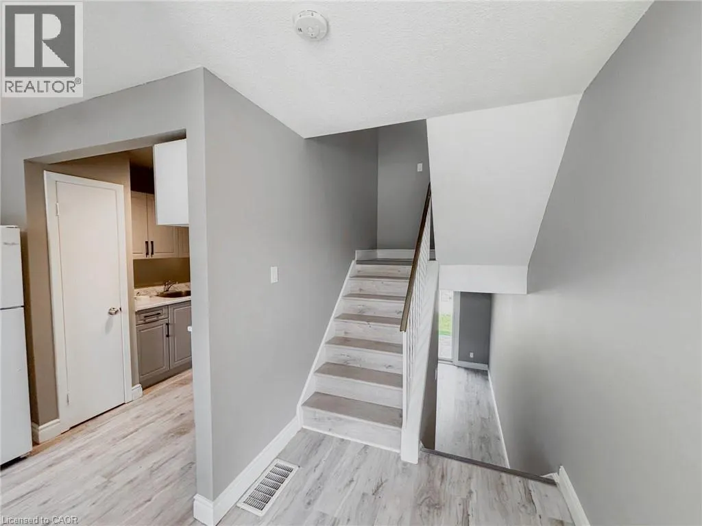 222 HARVARD Place Unit# G #G