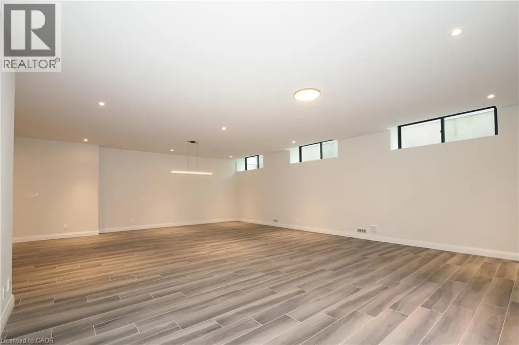 560 WERNI Court