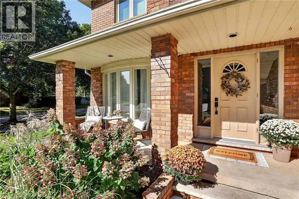 64 DRIFTWOOD Court