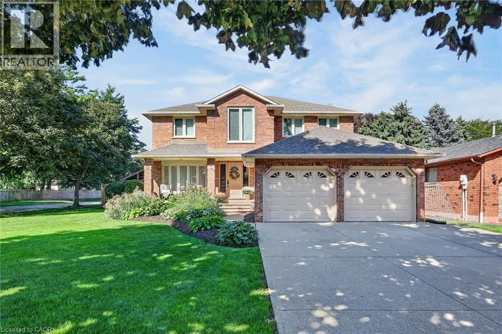 64 DRIFTWOOD Court