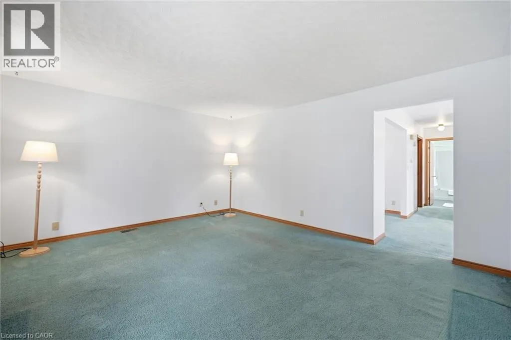 17 RICHARDSON Drive