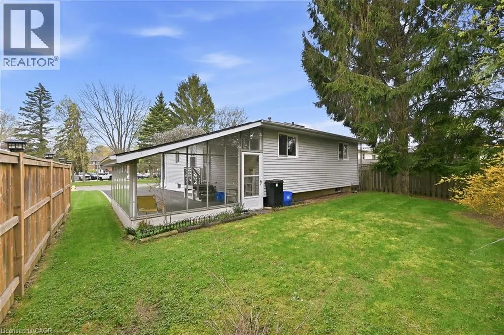 17 RICHARDSON Drive
