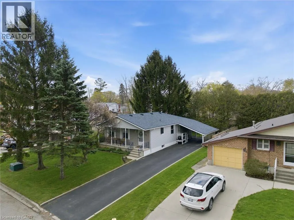 17 RICHARDSON Drive