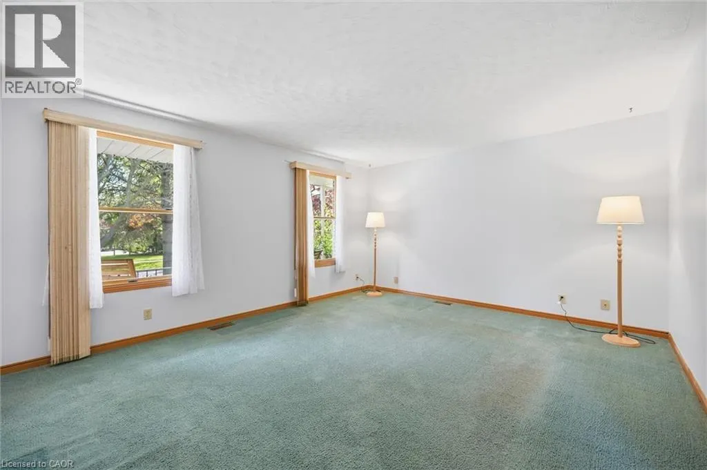 17 RICHARDSON Drive