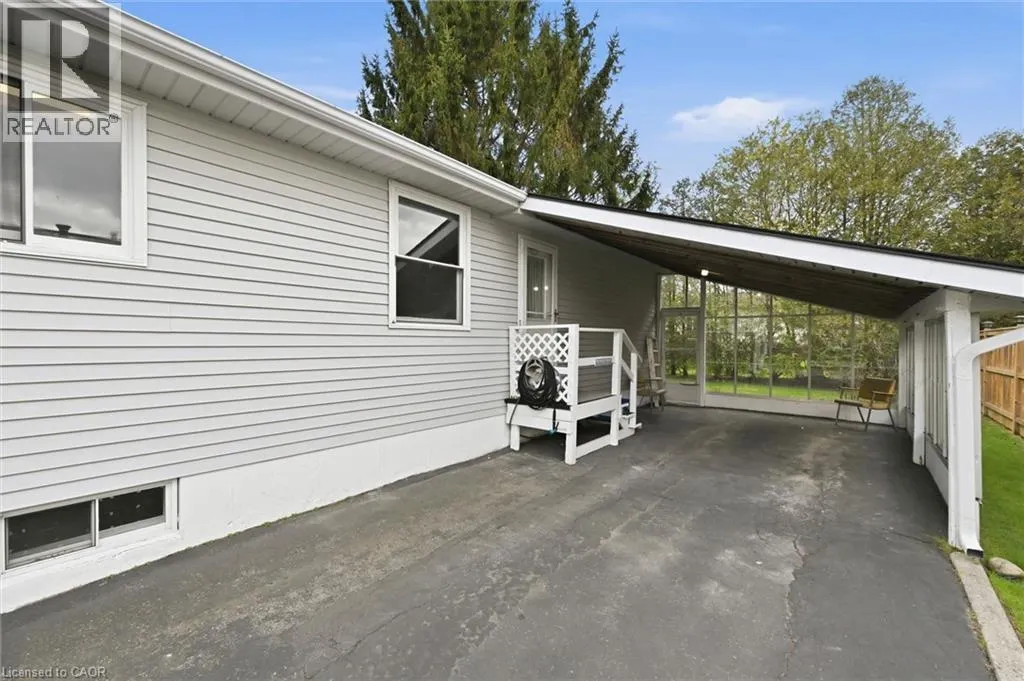17 RICHARDSON Drive