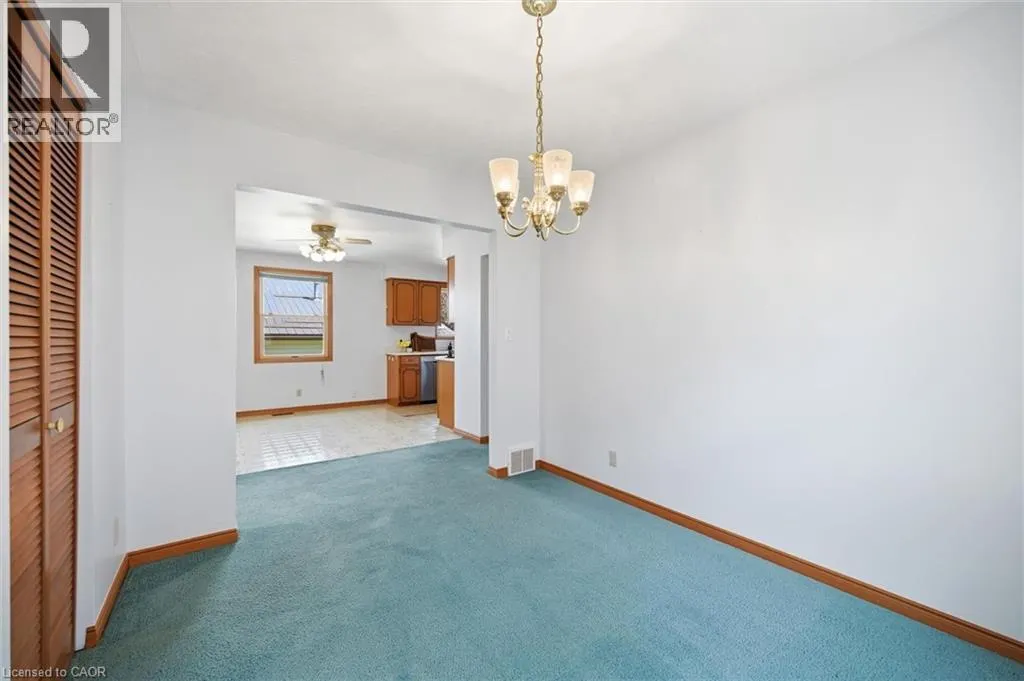 17 RICHARDSON Drive