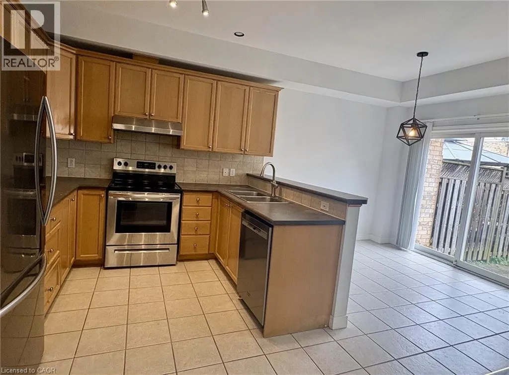 5325 APPLEGARTH Drive