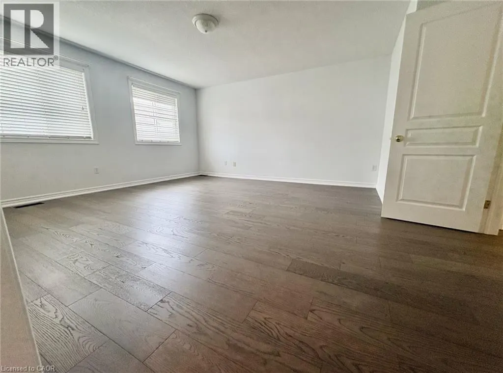 5325 APPLEGARTH Drive