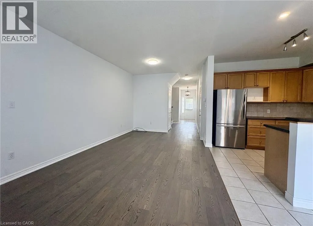 5325 APPLEGARTH Drive