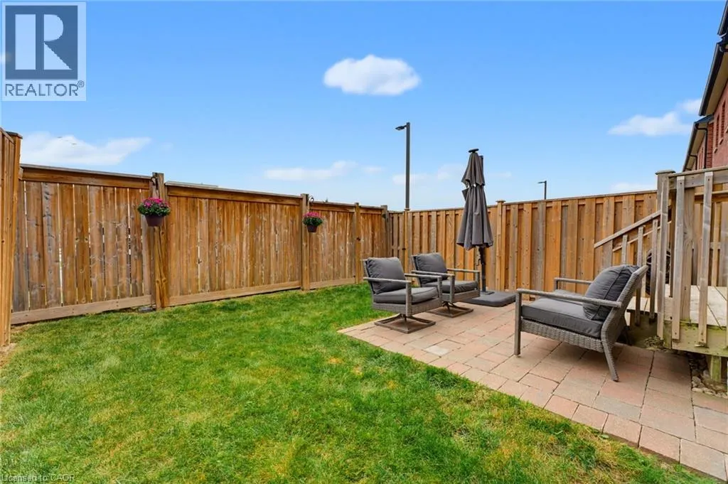 739 BANKS Crescent