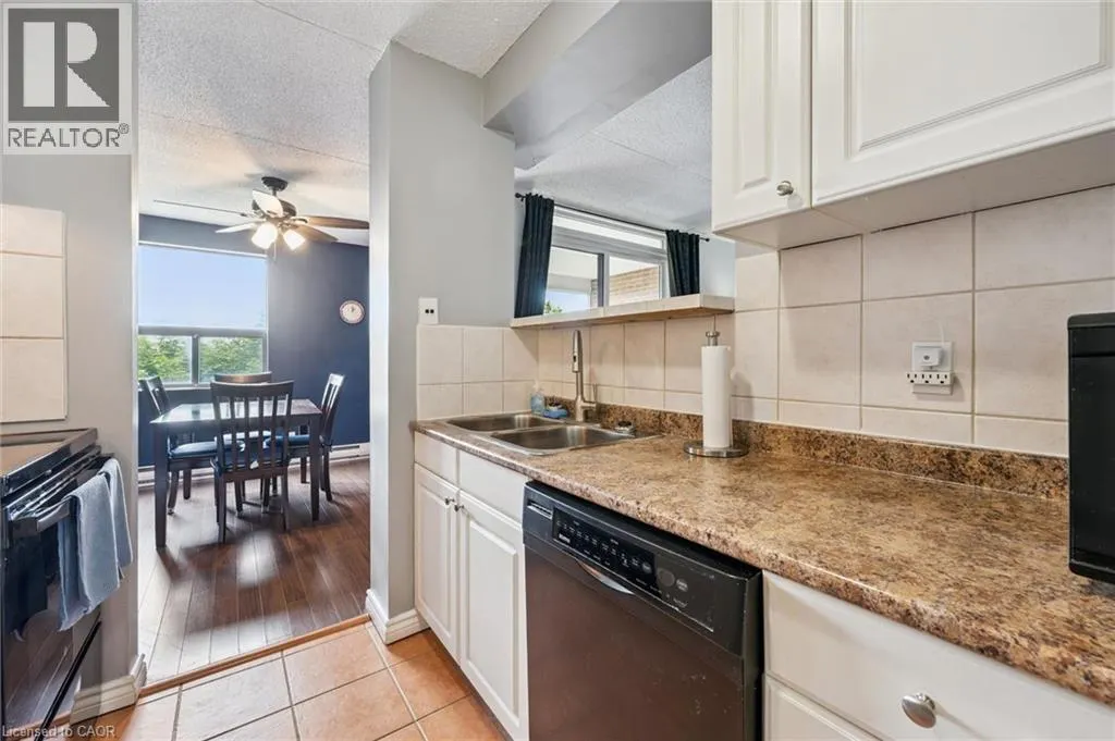 65 SILVERCREEK Parkway N Unit# 404 #404