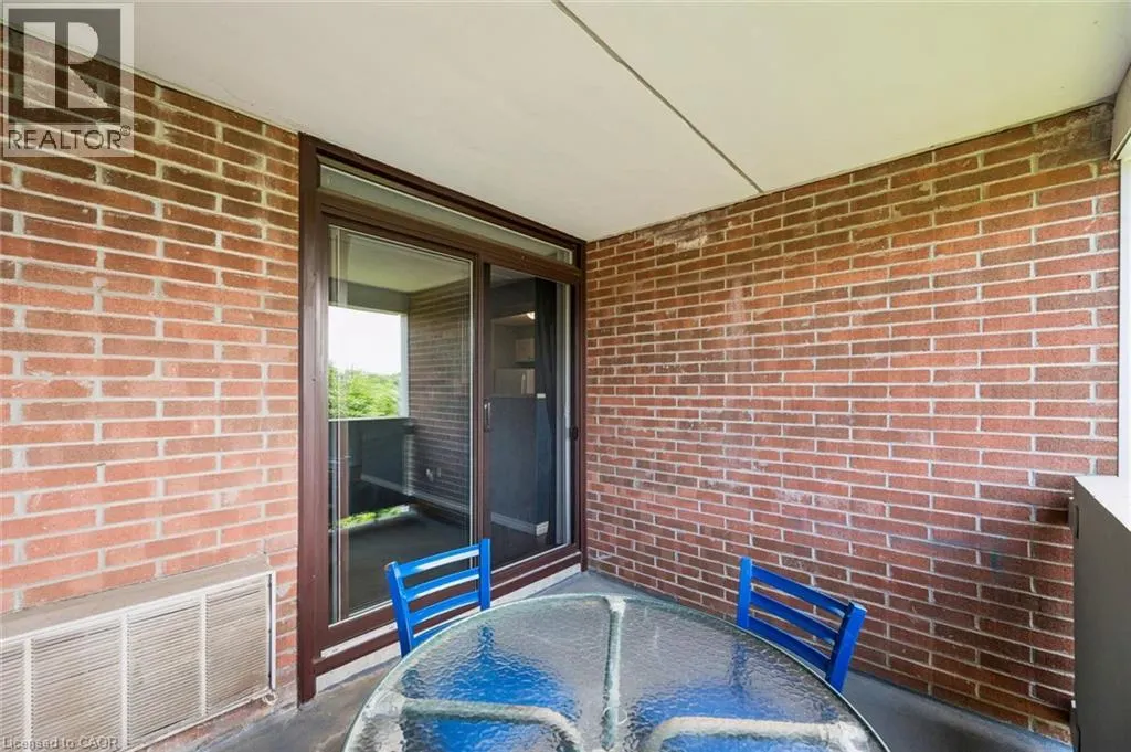 65 SILVERCREEK Parkway N Unit# 404 #404