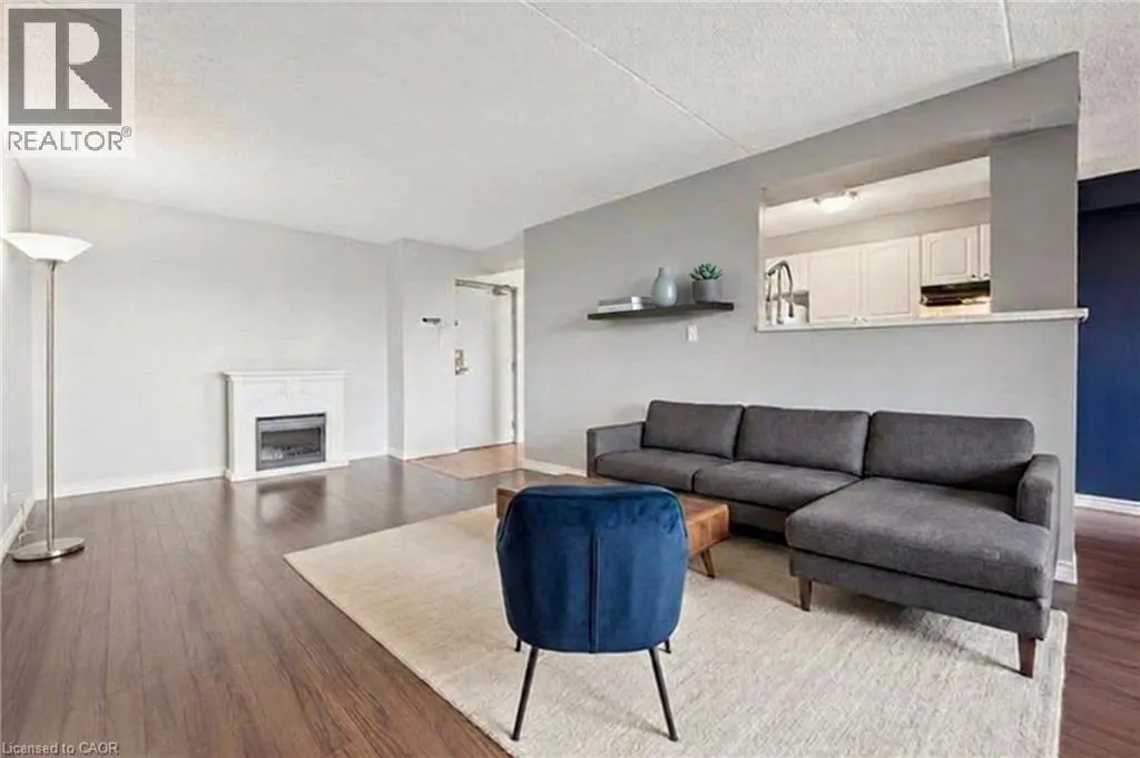 65 SILVERCREEK Parkway N Unit# 404 #404
