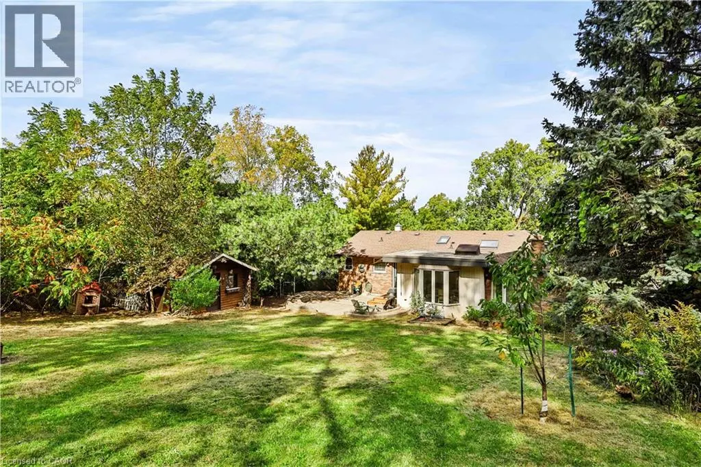 22 OAKRIDGE Drive