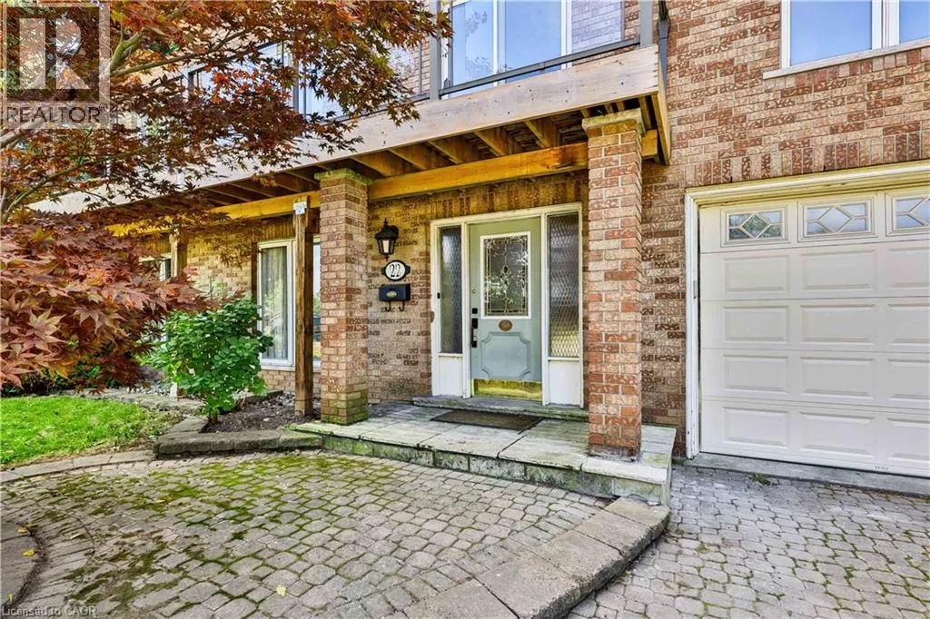 22 OAKRIDGE Drive